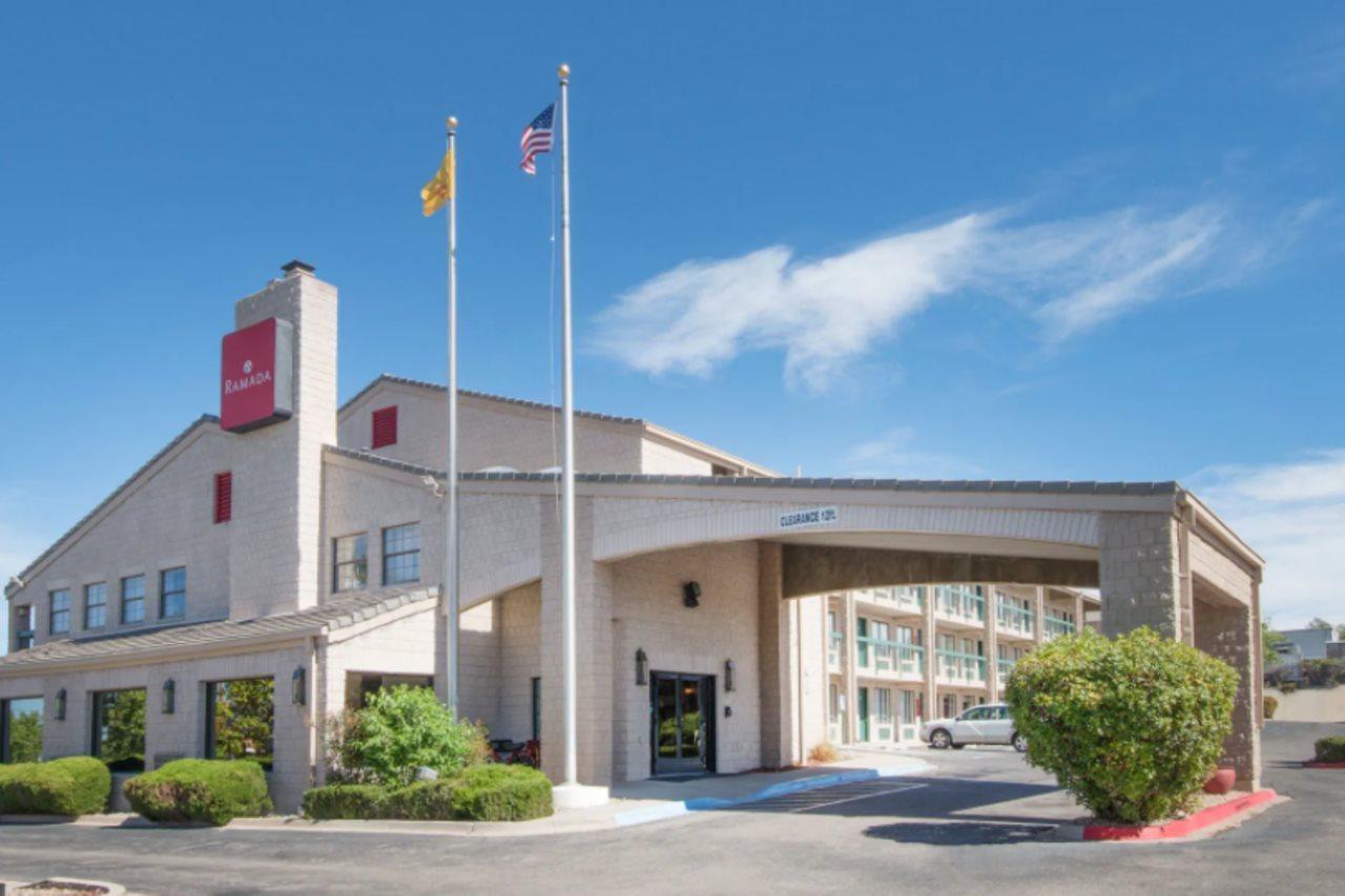 Ramada by Wyndham Albuquerque Airport Exterior foto