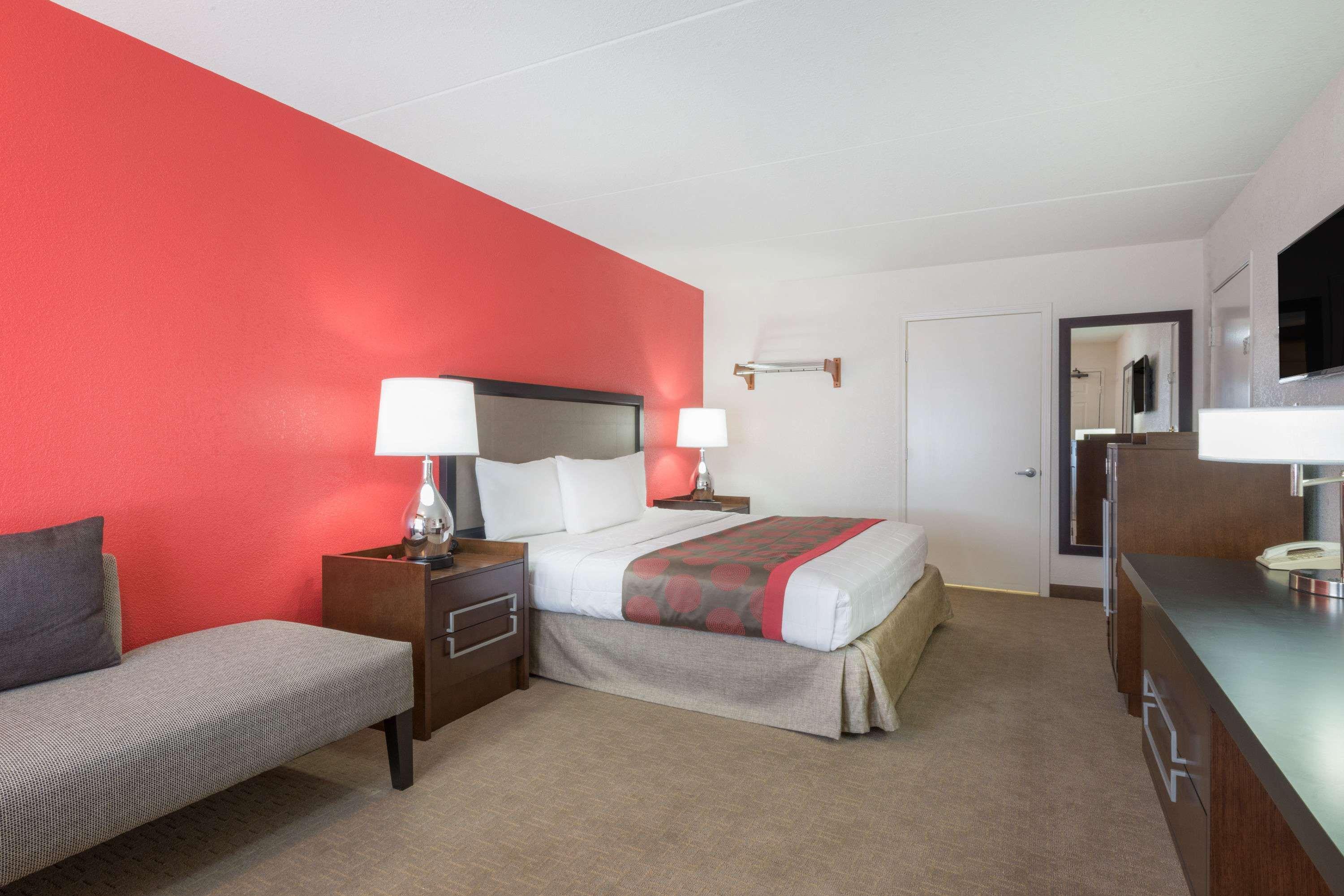 Ramada by Wyndham Albuquerque Airport Exterior foto