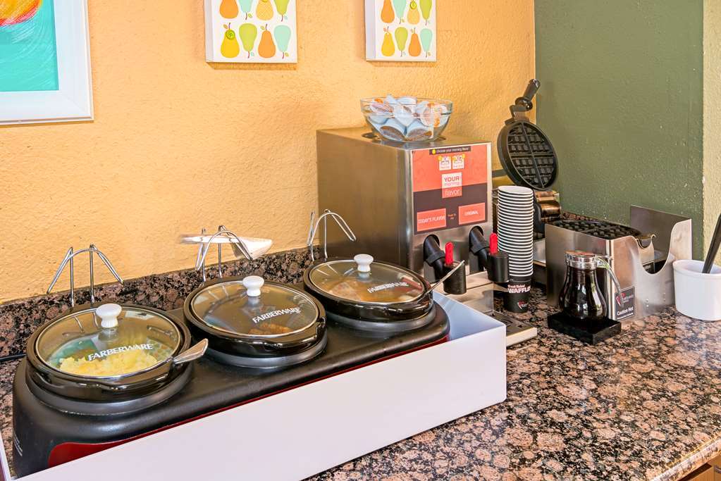 Ramada by Wyndham Albuquerque Airport Facilidades foto